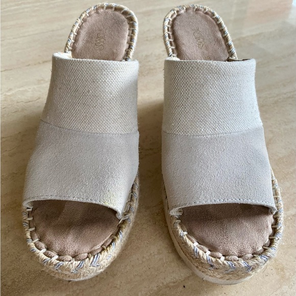 TOMS Linen and Suede Mule Espadrille Wedge Sandal Cream - Size 6 | FREE SHIPPING - Picture 3 of 6